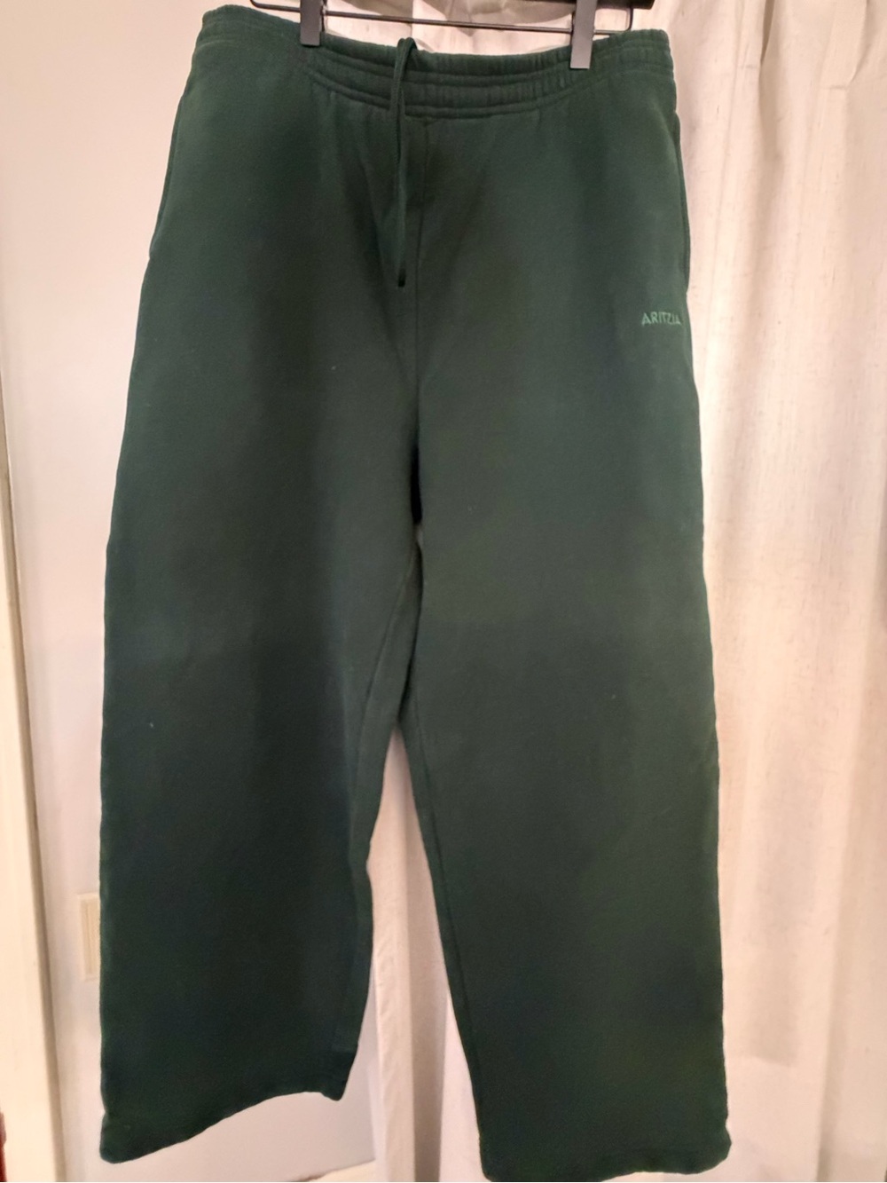 Aritzia Dark Green Sweatpants